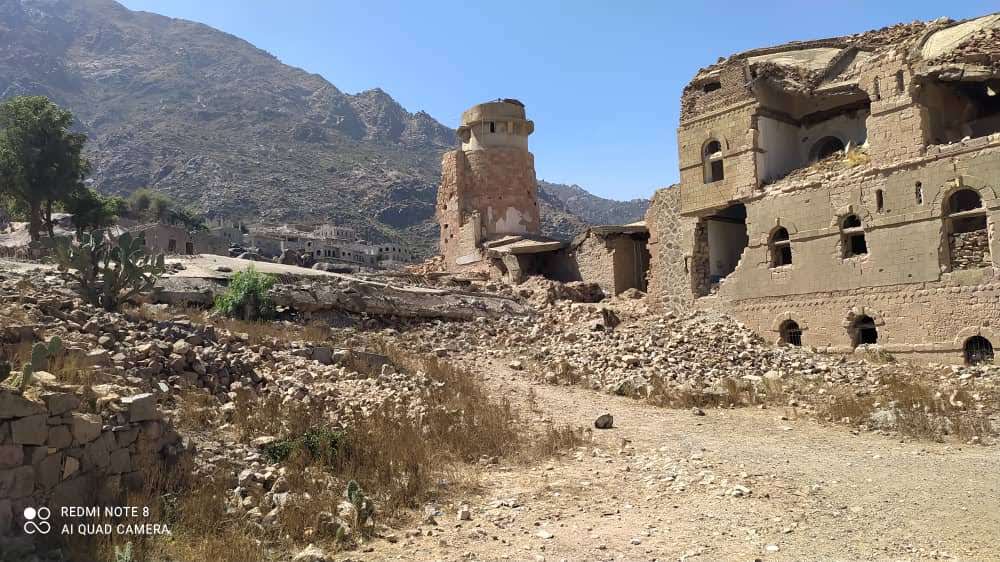 الإرهاب يعصف بالتراث.. جماعة الحوثي تدمر الآثار وتعبث بتاريخ وحضارة اليمن.. نهب منظم وحرب لا تميز بين البشر والحجر 25 الإرهاب يعصف بالتراث.. جماعة الحوثي تدمر الآثار وتعبث بتاريخ وحضارة اليمن.. نهب منظم وحرب لا تميز بين البشر والحجر