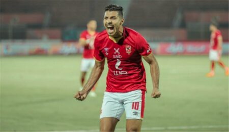 وكيل محمد شريف يوضح لـ بطولات حقيقة اهتمام الأهلي بعودته قبل كأس العالم للأندية