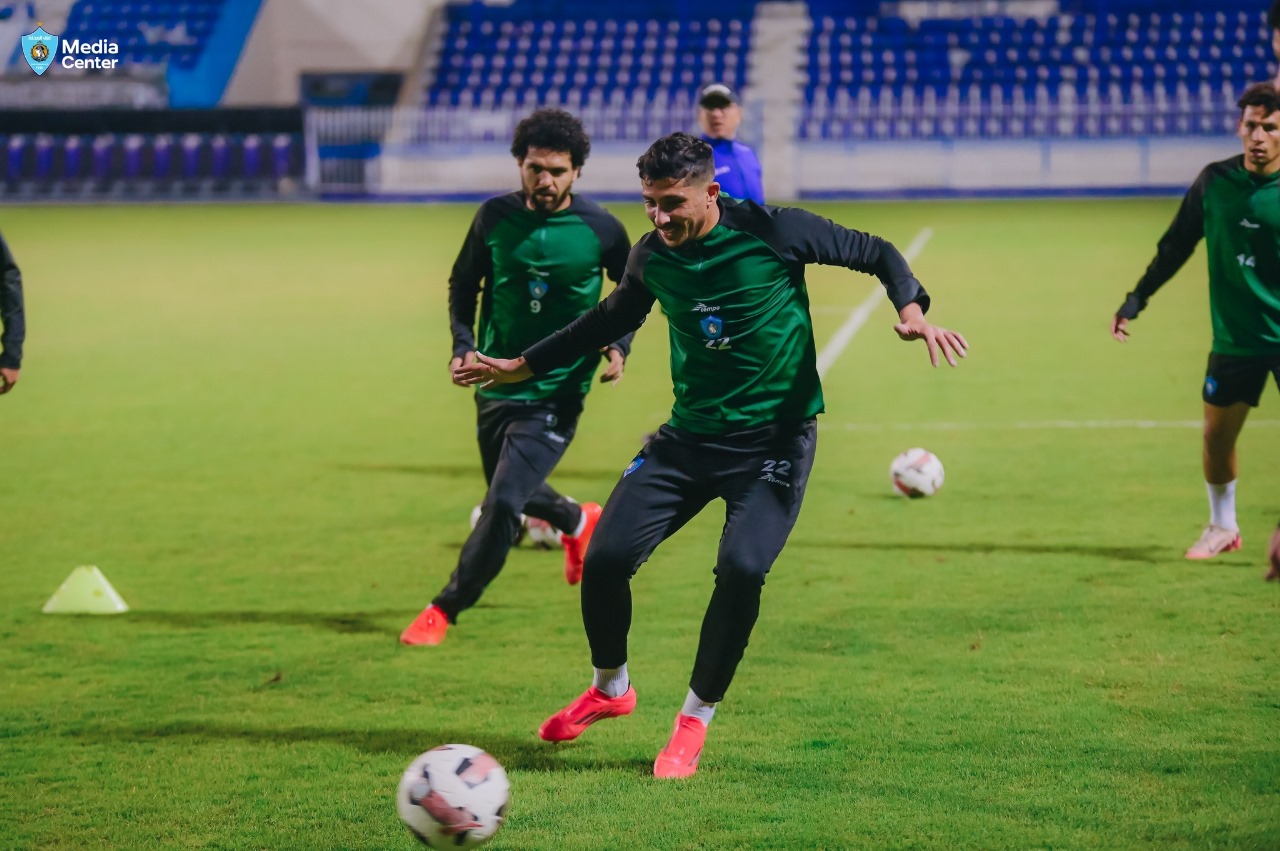 غزل المحلة يبدأ استعداداته لمواجهة الاتحاد السكندري.. صور 5 غزل المحلة يبدأ استعداداته لمواجهة الاتحاد السكندري.. صور