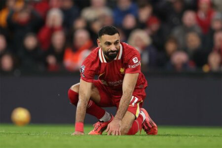 ليفربول يتواصل مع ممثلي لاعب برشلونة لخلافة محمد صلاح