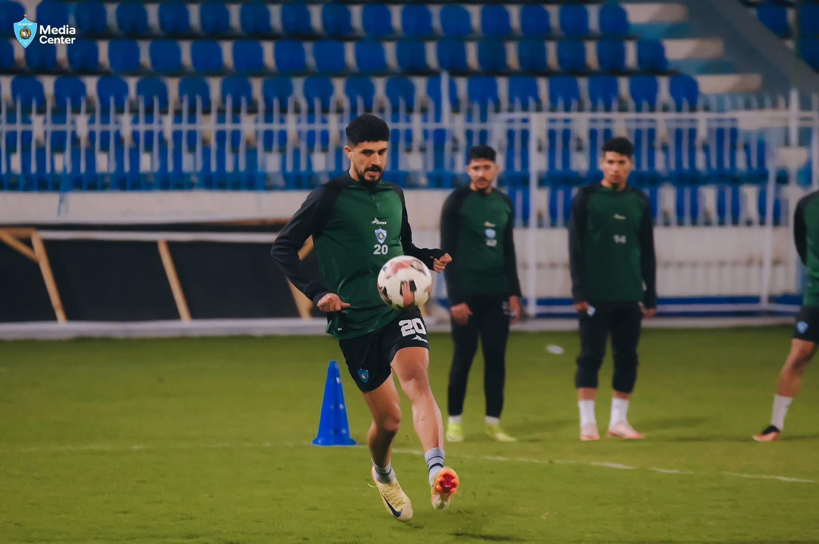 غزل المحلة يواصل استعداداته لمواجهة الاتحاد السكندري في الدوري.. صور 2 غزل المحلة يواصل استعداداته لمواجهة الاتحاد السكندري في الدوري.. صور
