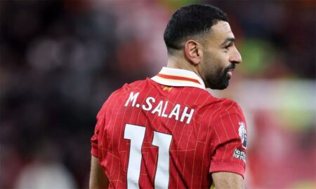 سلوت: مستوى لاعب ليفربول ليس كافيًا لمنافسة محمد صلاح