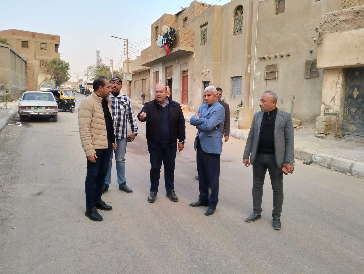 بالصور.. جولة ميدانية لنائب محافظ الجيزة بمركز الصف 4 بالصور.. جولة ميدانية لنائب محافظ الجيزة بمركز الصف