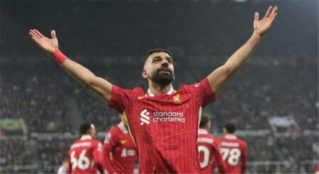 الثالثة لشهر نوفمبر.. محمد صلاح يحصد جائزة مميزة في الدوري الإنجليزي