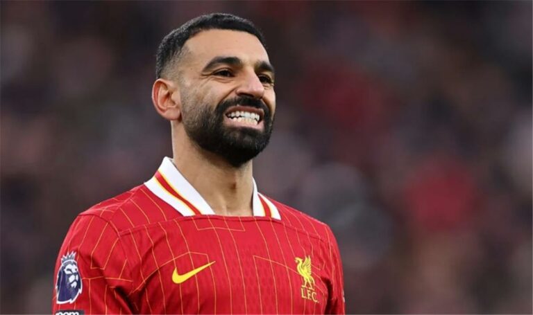 كاراجر يختار بديلين حال رحيل محمد صلاح عن ليفربول