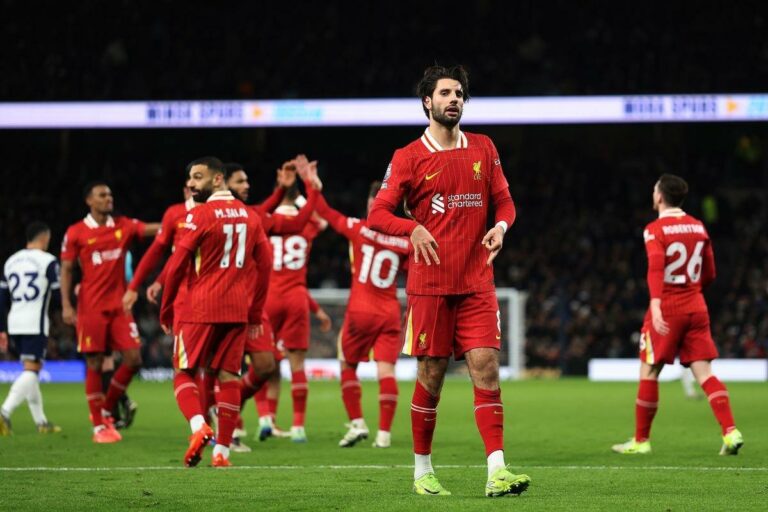 رجل مباراة ليفربول وتوتنهام في الدوري الإنجليزي الممتاز