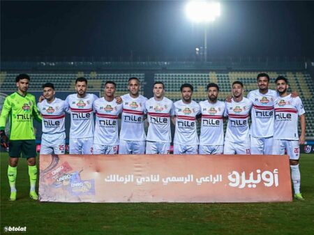 فيديو | لاعب الزمالك يغادر مباراة طلائع الجيش مصابًا ونقله إلى المستشفى