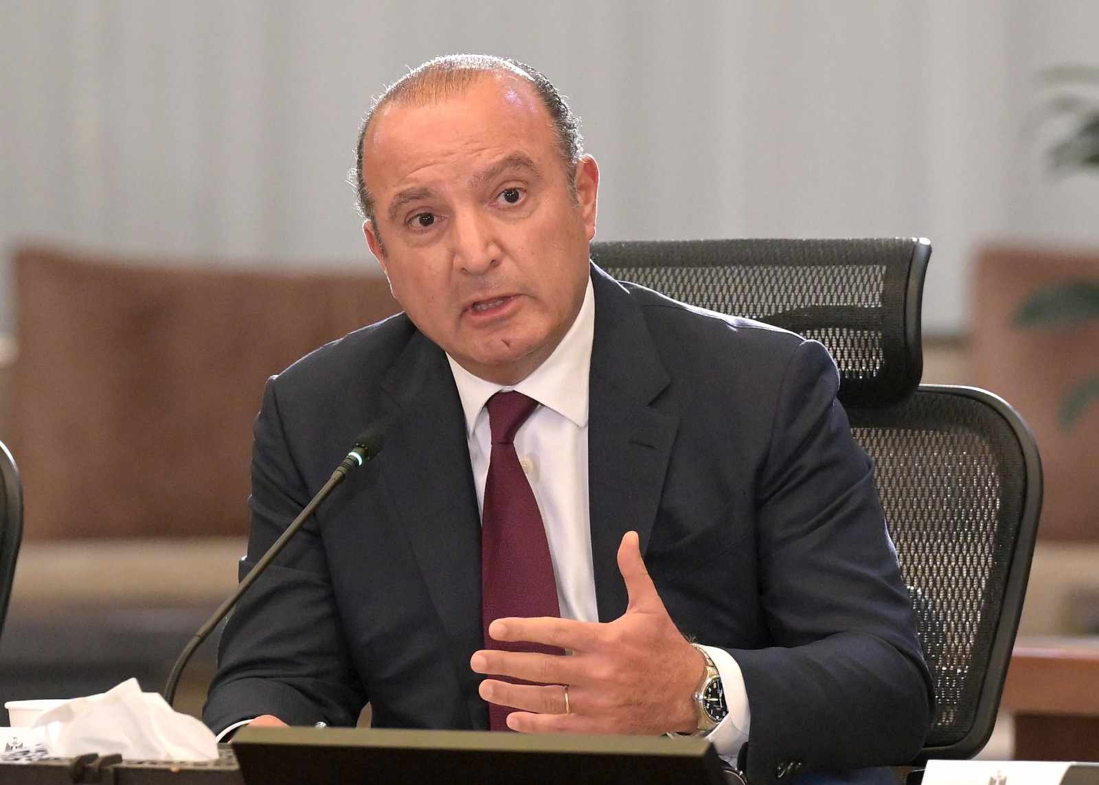 خلال لقائه عددًا من المستثمرين.. رئيس الوزراء يستمع لبعض الآراء المهمة ويُعقب عليها 6 خلال لقائه عددًا من المستثمرين.. رئيس الوزراء يستمع لبعض الآراء المهمة ويُعقب عليها