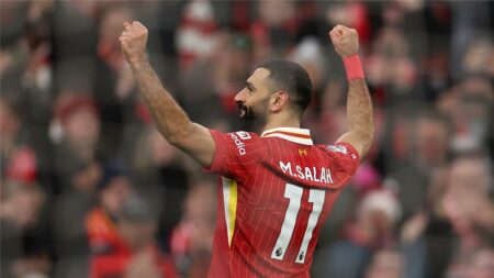 محمد صلاح يواصل كتابة التاريخ ويحقق أرقامًا مذهلة بعد هدفه أمام ليستر سيتي