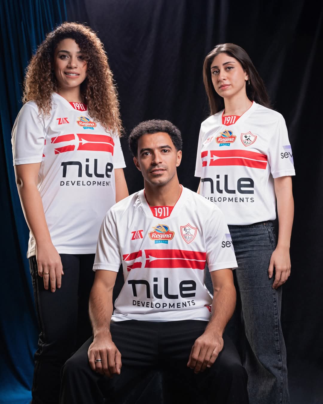 الزمالك يكشف عن قميصه الجديد.. صور 5 الزمالك يكشف عن قميصه الجديد.. صور