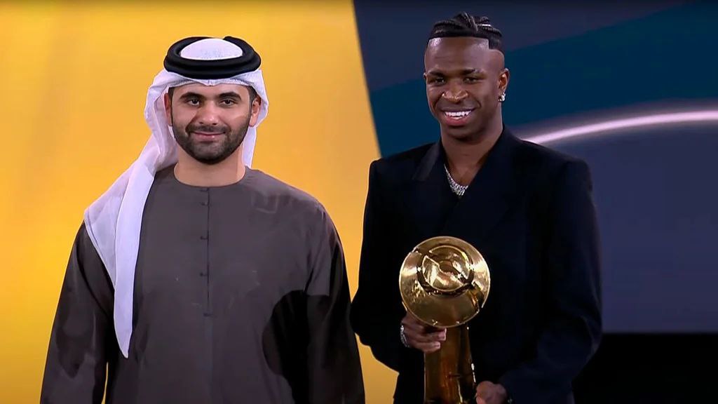 جوائز جلوب سوكر 2024.. سيطرة دولية وغياب مصري .. النجم البرازيلي فينيسيوس جونيور أفضل لاعب في العالم..ريال مدريد يتفوق بفضل أداءه المميز..الأهلى ومحمد صلاح خارج القائمة 3 جوائز جلوب سوكر 2024.. سيطرة دولية وغياب مصري .. النجم البرازيلي فينيسيوس جونيور أفضل لاعب في العالم..ريال مدريد يتفوق بفضل أداءه المميز..الأهلى ومحمد صلاح خارج القائمة
