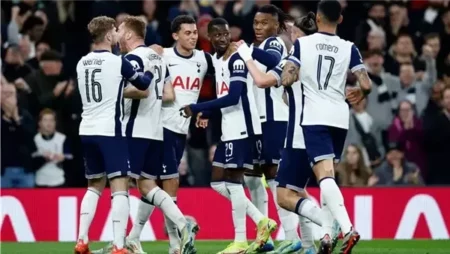 تشكيل توتنهام أمام ليفربول في الدوري الإنجليزي