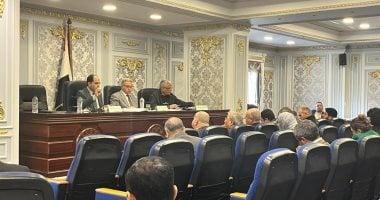 رئيس محلية النواب ينتقد عدم تحصيل حق الخزانة العامة للدولة من تجار سوق العبور