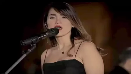 قبل اعتقالها بسبب الغناء بدون حجاب وتصريح.. ماذا قالت الإيرانية بارستو أحمدي؟