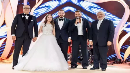 عمرو الليثي يوجه الشكر لـ تامر حسني وعلي الحجار ومصطفى قمر بعد إحيائهم حفل زفاف نجله