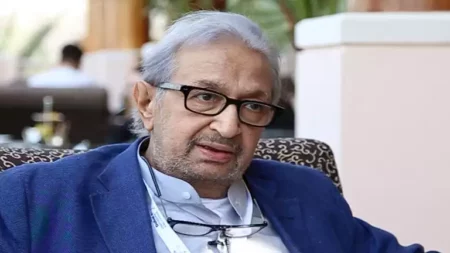 رشوان توفيق: "نور الشريف ذهب لـ محيي اسماعيل لتدريبه على التمثيل"