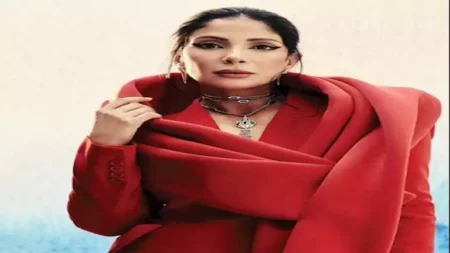 مجوهراتها 6 مليون و650 ألف.. منى زكي الإطلالة الأغلى في افتتاح مهرجان البحر الأحمر