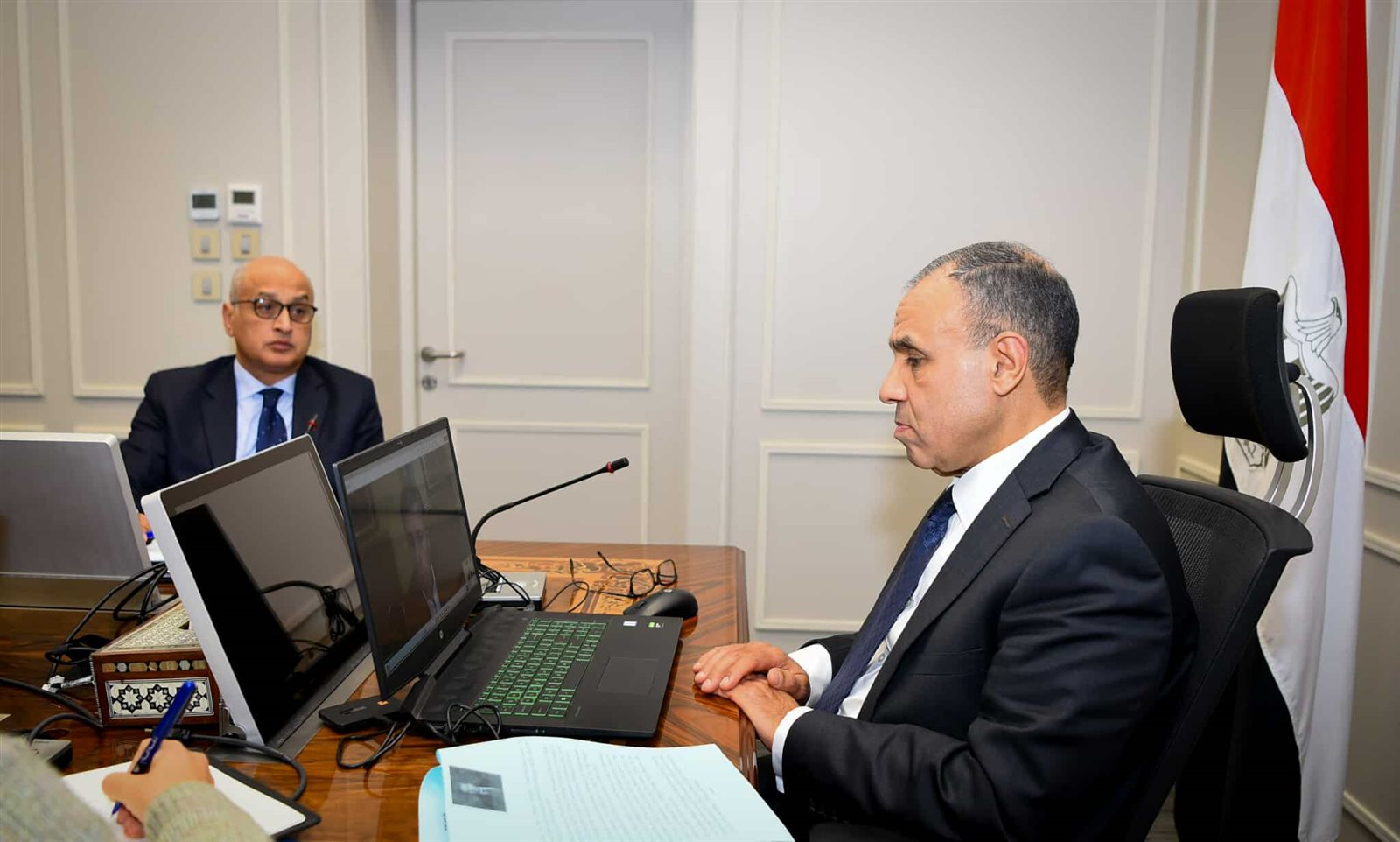وزير الخارجية يجتمع مع وكيل سكرتير عام الأمم المتحدة للشئون الإنسانية 3 وزير الخارجية يجتمع مع وكيل سكرتير عام الأمم المتحدة للشئون الإنسانية