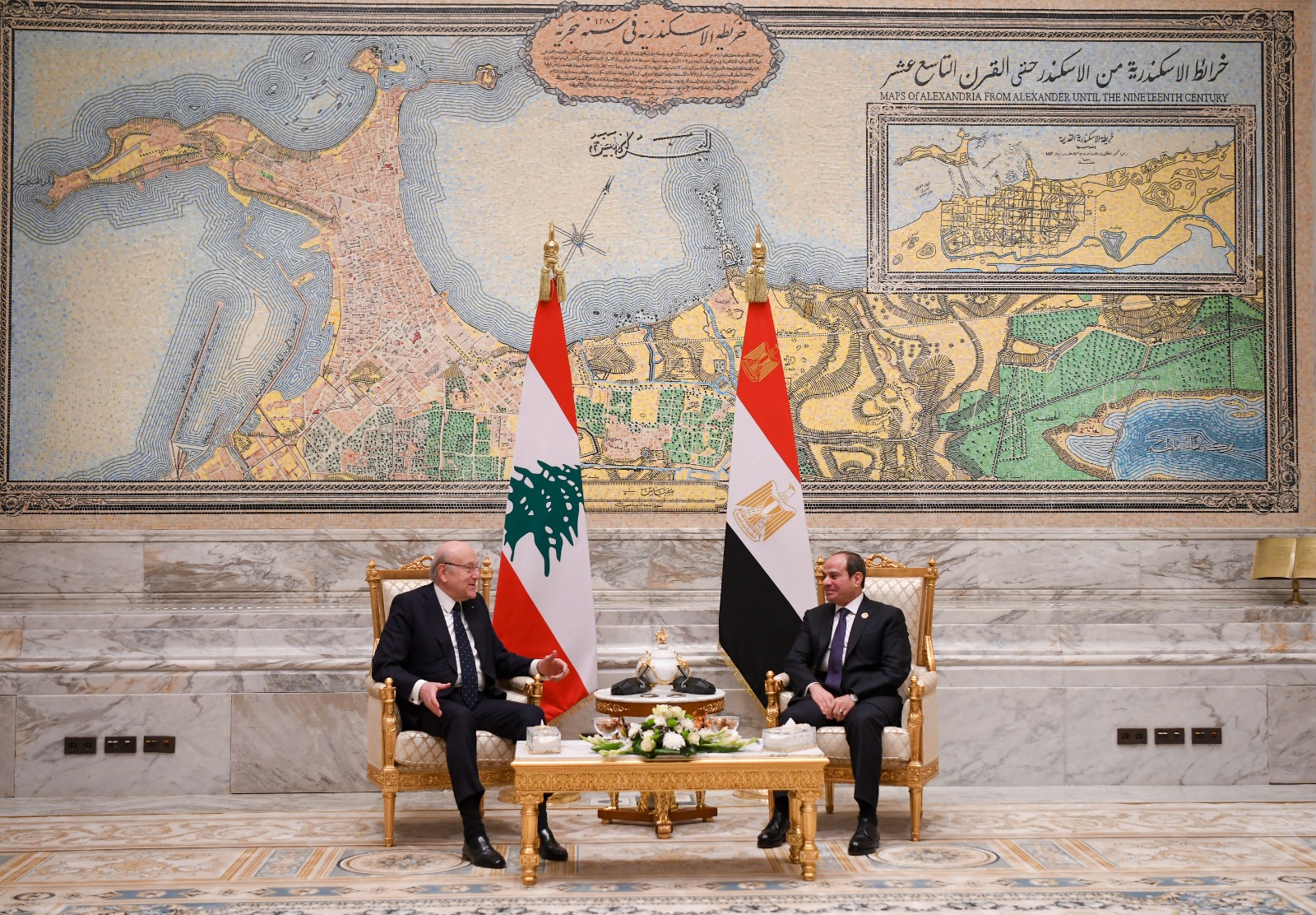 نشاط الرئيس اليوم.. السيسي يفتتح قمة الدول الثماني ويلتقي رؤساء تركيا وإيران وفلسطين ولبنان وبنجلاديش(صور) 5 نشاط الرئيس اليوم.. السيسي يفتتح قمة الدول الثماني ويلتقي رؤساء تركيا وإيران وفلسطين ولبنان وبنجلاديش(صور)