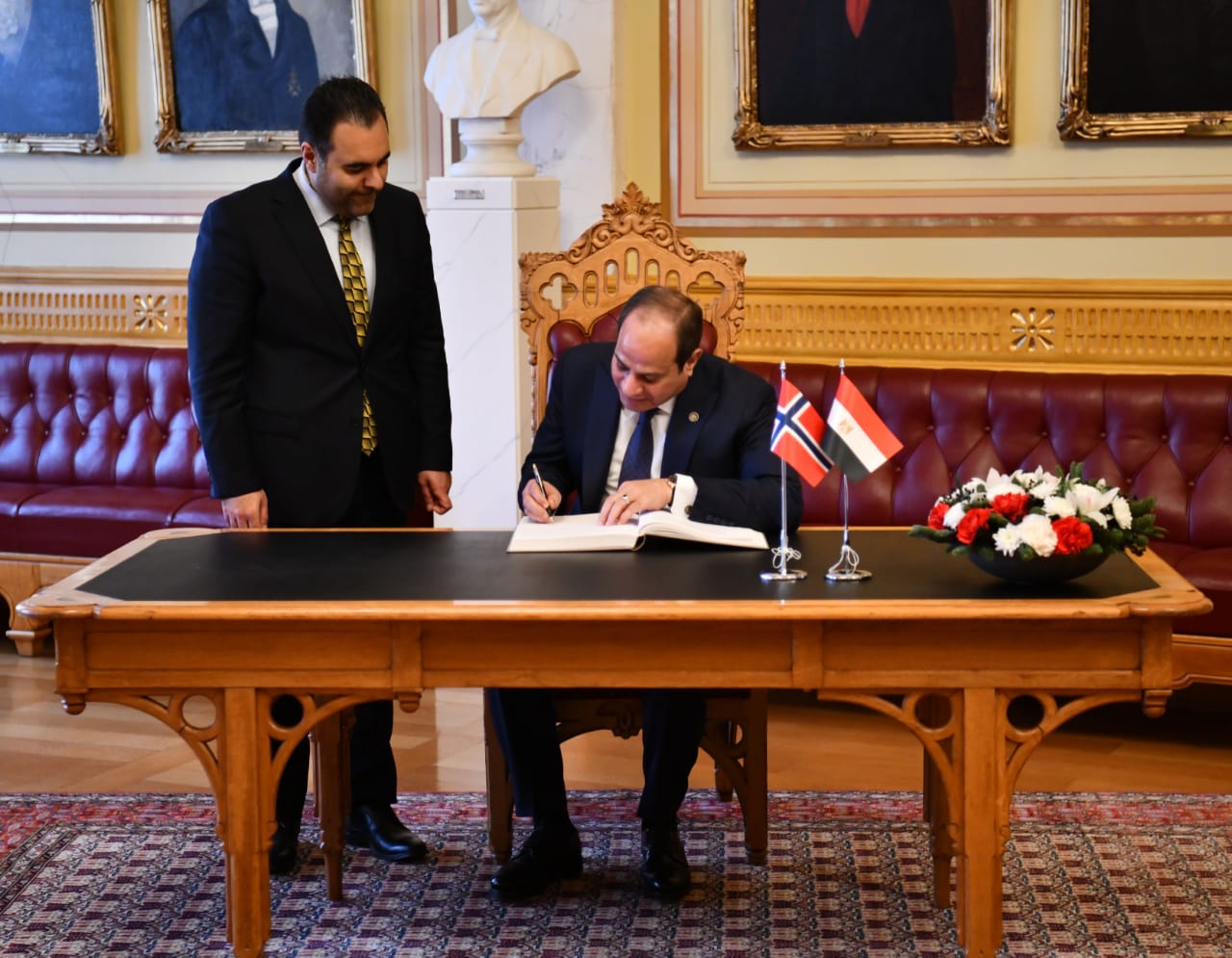 تفاصيل زيارة الرئيس السيسي للبرلمان النرويجي.. صور 3 تفاصيل زيارة الرئيس السيسي للبرلمان النرويجي.. صور