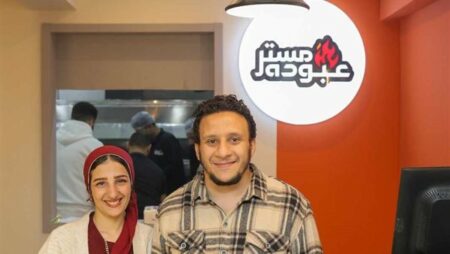 "عبودة" من عربة مشويات إلى مطعم متكامل بفضل التكنولوجيا