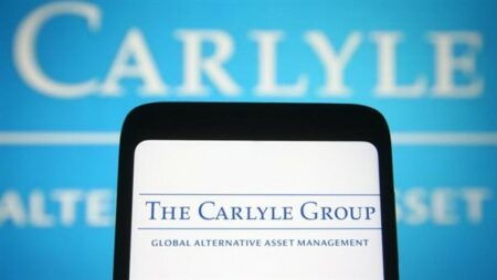 "كارلايل" الأمريكية تنعش الحديث عن بيع أكبر شركة للطائرات البحرية عالميا