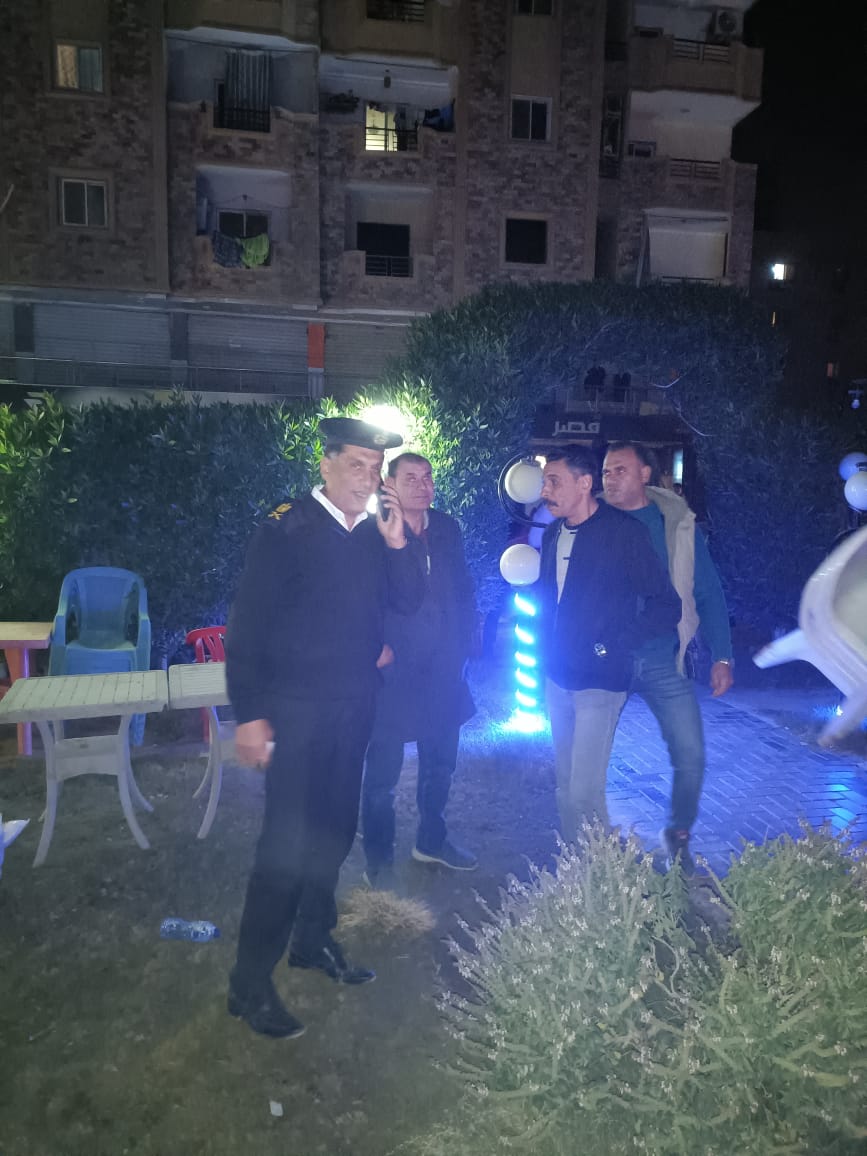 بالصور.. استمرار حملات قطاع هضبة الأهرام لرفع الإشغالات 3 بالصور.. استمرار حملات قطاع هضبة الأهرام لرفع الإشغالات
