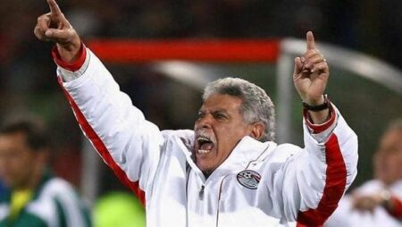 أبرزها يتعلق باختيار مدربي المنتخبات.. مصدر باتحاد الكرة يكشف أدوار اللجنة الفنية بقيادة حسن شحاتة