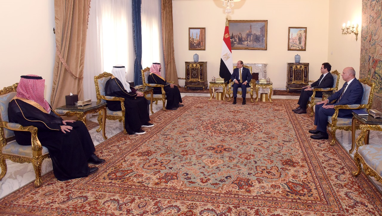 تفاصيل نشاط الرئيس السيسي اليوم (صور)