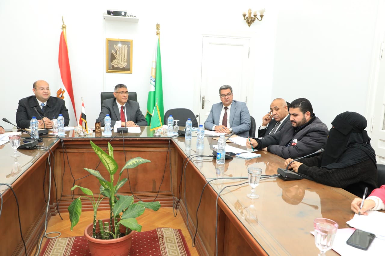 محافظ الجيزة يعقد اللقاء الدوري مع المواطنين لبحث الشكاوى والطلبات المقدمة 1 محافظ الجيزة يعقد اللقاء الدوري مع المواطنين لبحث الشكاوى والطلبات المقدمة
