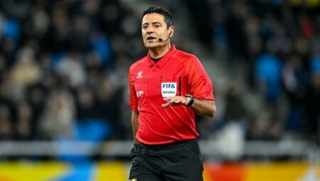 كأس إنتركونتيننتال.. 5 معلومات عن الإيراني رضا فغاني حكم مباراة الأهلي وباتشوكا