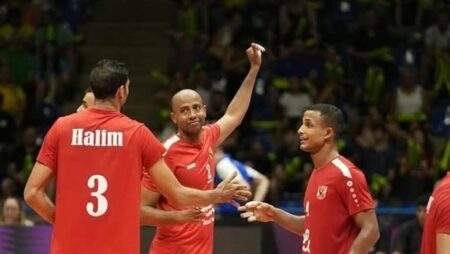 الأهلي يكتب التاريخ ويفوز على برايا كلوب البرازيلي بمونديال أندية رجال الطائرة