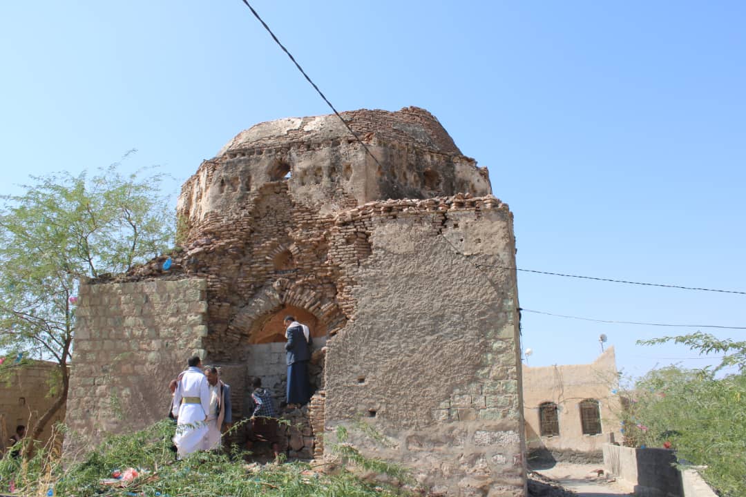 الإرهاب يعصف بالتراث.. جماعة الحوثي تدمر الآثار وتعبث بتاريخ وحضارة اليمن.. نهب منظم وحرب لا تميز بين البشر والحجر 19 الإرهاب يعصف بالتراث.. جماعة الحوثي تدمر الآثار وتعبث بتاريخ وحضارة اليمن.. نهب منظم وحرب لا تميز بين البشر والحجر