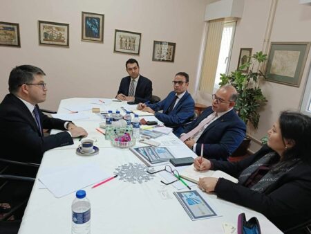هيئة الرقابة المالية تبحث مع المؤسسات التركية فرص التعاون وتبادل الخبرات