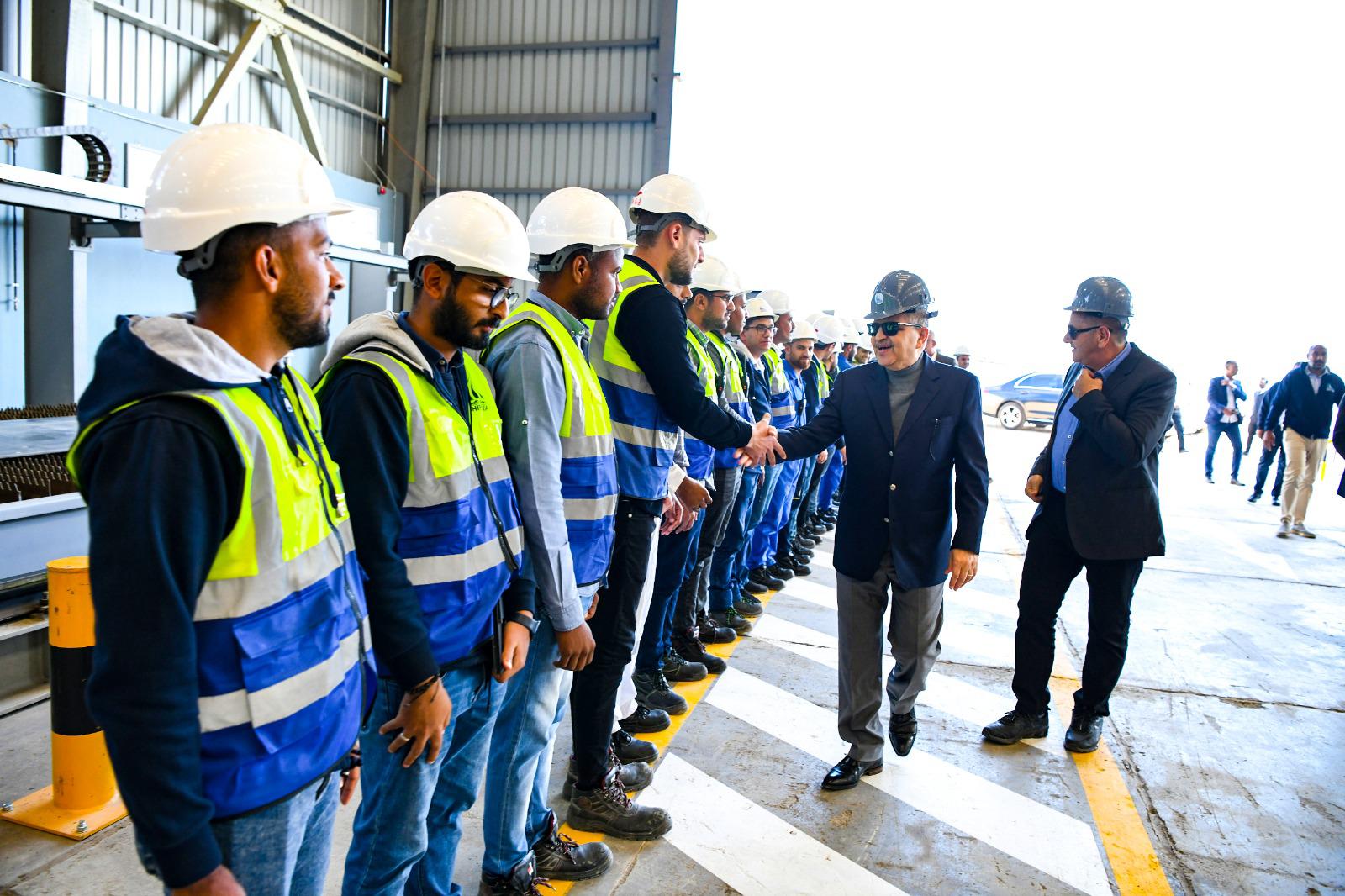 تكليف رئاسي جديد ببناء 12 سفينة صيد أعالي بحار لتطوير الأسطول