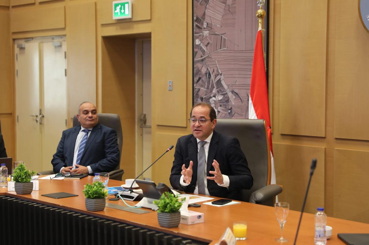 نعمل مع شركائنا المحليين والدوليين على تعميق الشفافية المالية