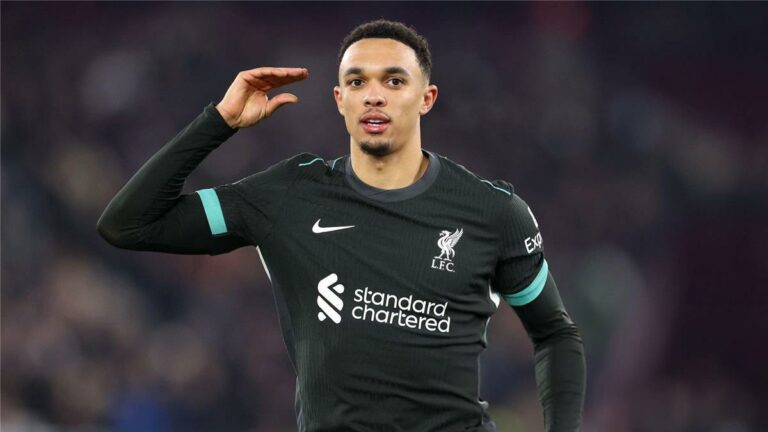 إيكو: أمام أنظار ريال مدريد.. تصرف يظهر مشاعر أرنولد تجاه ليفربول