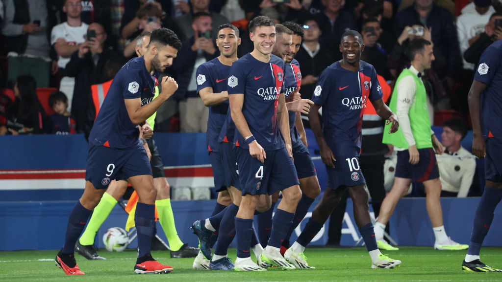 ليفربول وبايرن ميونخ وأتلتيكو مدريد وأتالانتا وباريس سان جيرمان أبطال النصف الأول من الموسم.. محمد صلاح يغرد وحيدًا في سباق الحذاء الذهبي.. ومرموش يفرض كلمته وسط العمالقة 5 ليفربول وبايرن ميونخ وأتلتيكو مدريد وأتالانتا وباريس سان جيرمان أبطال النصف الأول من الموسم.. محمد صلاح يغرد وحيدًا في سباق الحذاء الذهبي.. ومرموش يفرض كلمته وسط العمالقة