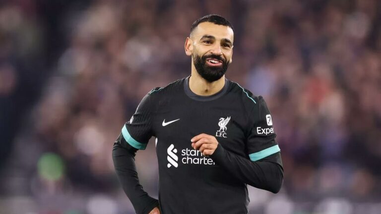 لاعب تشيلسي السابق: محمد صلاح يسدد ضربات ساحقة ضد إدارة ليفربول