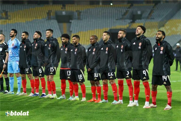 تشكيل الأهلي أمام سموحة في الدوري.. أفشة أساسيًا