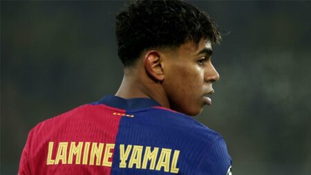 لامين يامال يعد بتجديد عقده مع برشلونة قريبًا.. ويؤكد: قادرون على قلب الأمور في الليجا