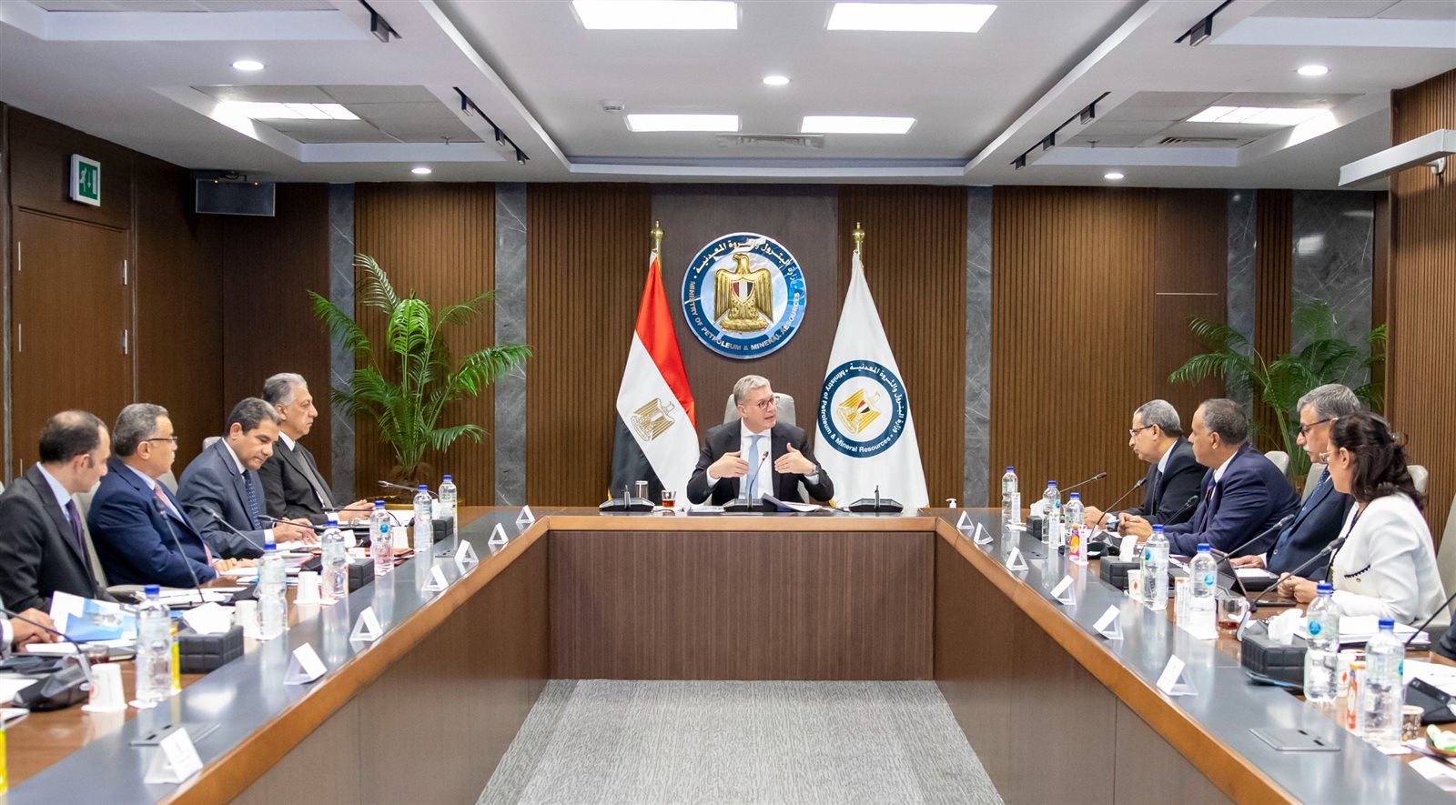 زيادة الإنتاج المحلي من البترول والغاز على رأس الأولويات لخفض الاستيراد 2 زيادة الإنتاج المحلي من البترول والغاز على رأس الأولويات لخفض الاستيراد