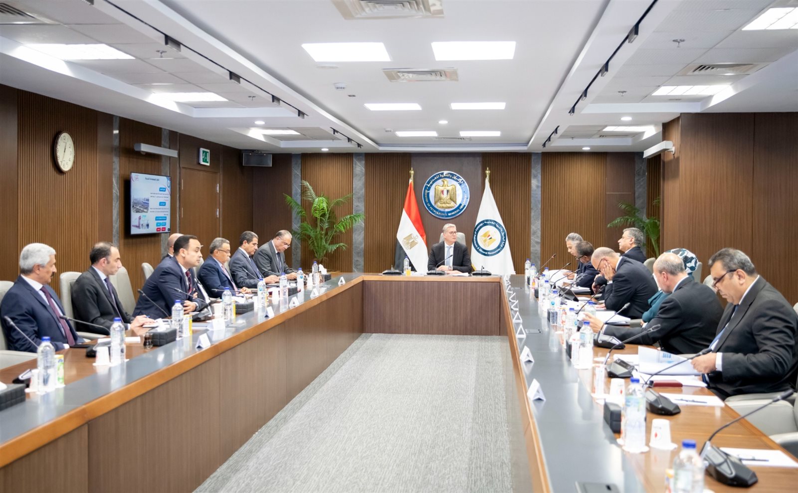 ارتفاع حجم مبيعات الشركة من بنزين 95 بنسبة 31% 3 ارتفاع حجم مبيعات الشركة من بنزين 95 بنسبة 31%
