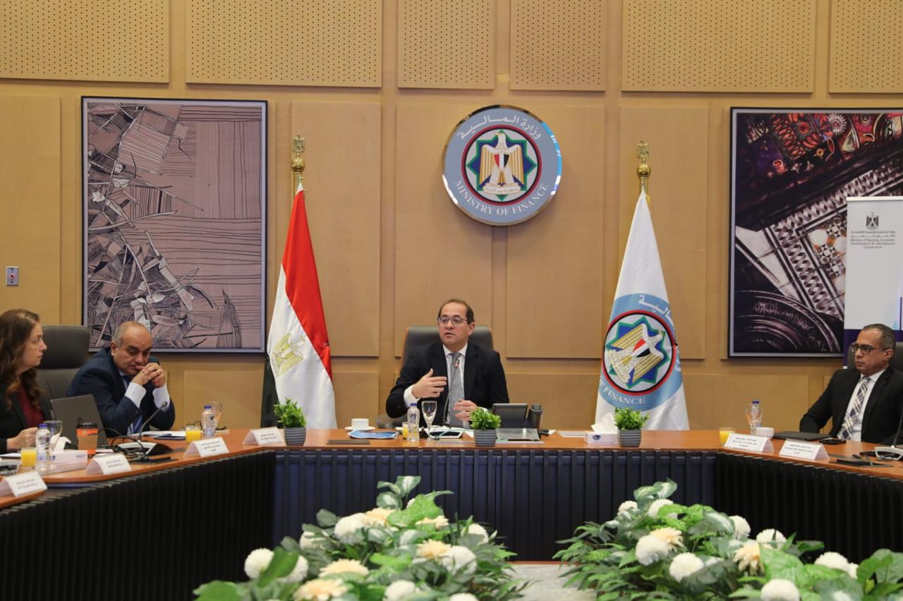 نعمل مع شركائنا المحليين والدوليين على تعميق الشفافية المالية