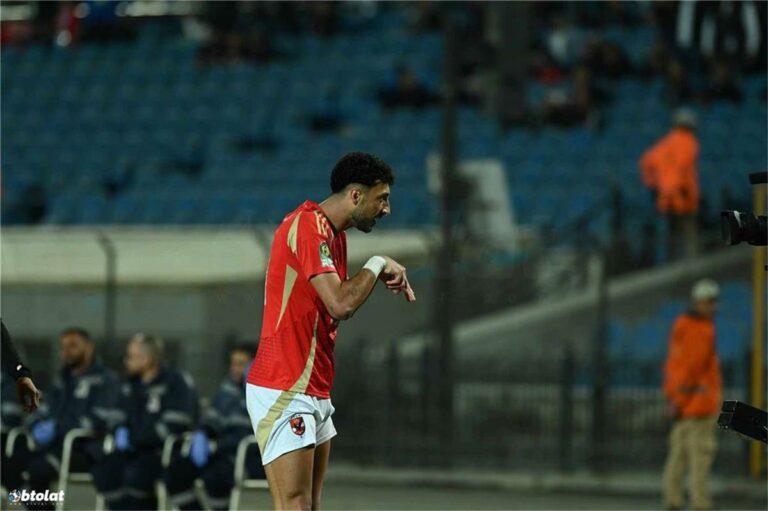 الأهلي يوضح عبر بطولات سبب غياب وسام أبو علي أمام فاركو