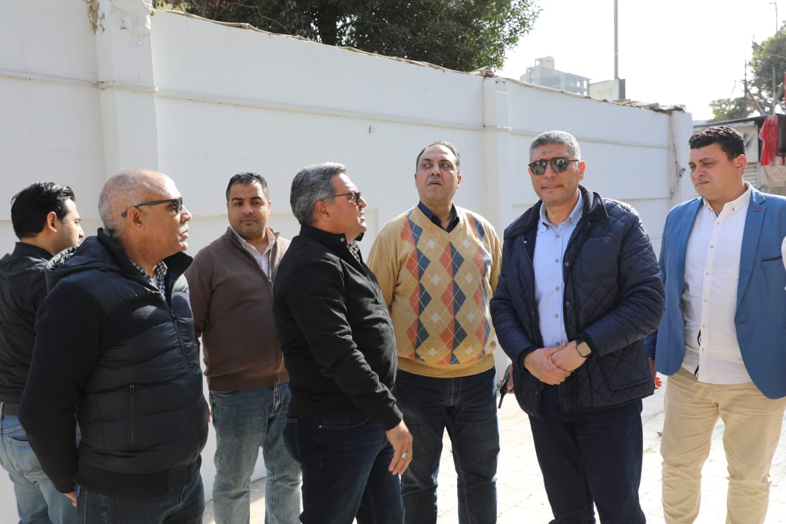 محافظ الجيزة يعاين عددا من المواقع بأحياء الدقي والعجوزة لدراسة استغلالها 7 محافظ الجيزة يعاين عددا من المواقع بأحياء الدقي والعجوزة لدراسة استغلالها