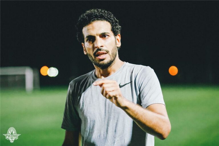 هاني سعيد: أحمد توفيق لا يستحق الطرد أمام الأهلي.. وإبراهيم عادل لن يرحل عن بيراميدز