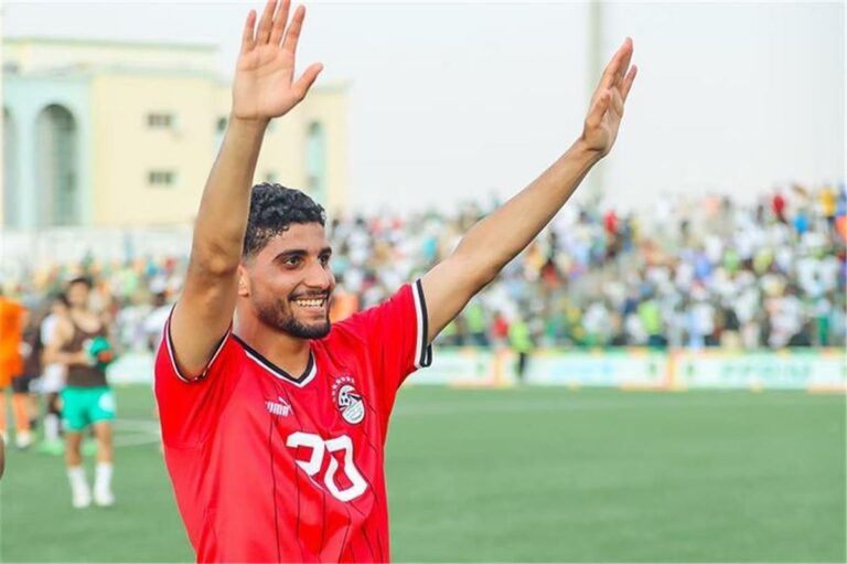 لا للإعارات.. تقارير توضح مطالب بيراميدز المالية للتخلي عن إبراهيم عادل