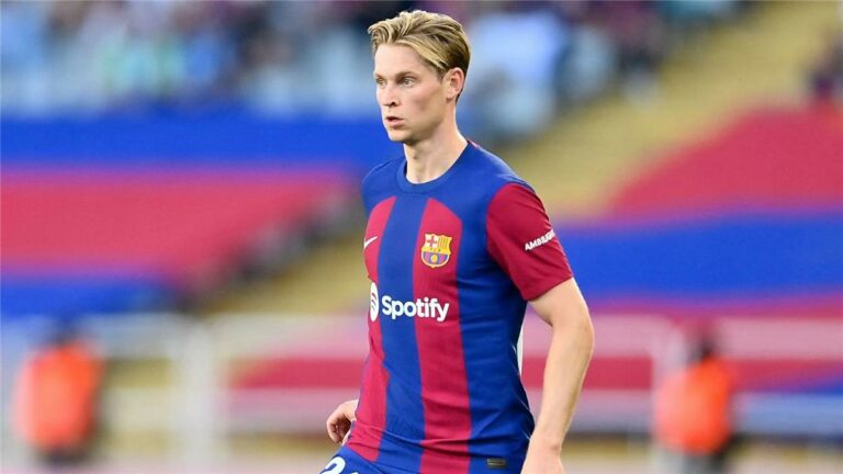 تمهيدًا لرحيل دي يونج.. برشلونة يستهدف التعاقد مع هدف مانشستر سيتي