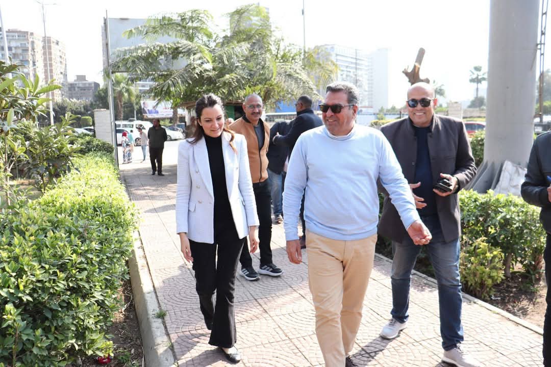 نائب محافظ الجيزة تتفقد أعمال التطوير بمحيط مكتبة خالد بن الوليد والكيت كات بإمبابة.. صور 1 نائب محافظ الجيزة تتفقد أعمال التطوير بمحيط مكتبة خالد بن الوليد والكيت كات بإمبابة.. صور